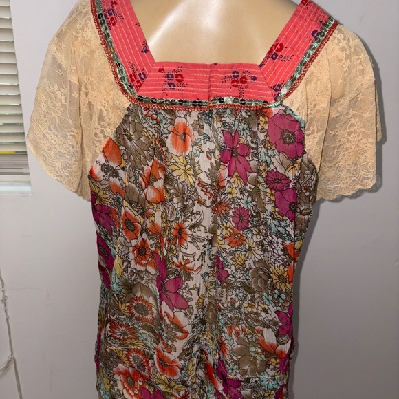 Free People Lace Sequins Boho Chic Sheer Short Sleeve Floral Blouse Size Small - Picture 4 of 5